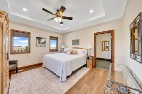 Spacious country lot, minutes from downtown Kingsville ! - Image 4