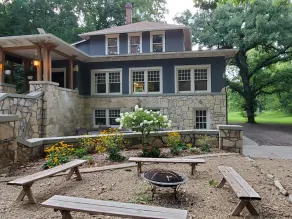 Historic Sycamore Springs Resort Guesthouse - Image 5