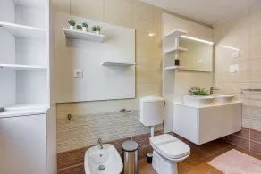 Breeze Holiday Home in Premantura - Image 4