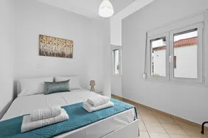 Marika's Apartment in Chania - Image 4