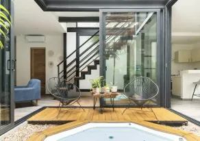 Lux & Stunning W/Private Jacuzzi & Pool / 4BR - Image 2