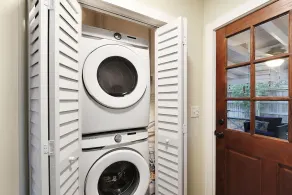 Spacious Home with private pool and dog friendly! - Image 2
