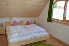 Holiday Home our Little Hunting Lodge - Image 2