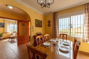 Villa i Nerja, Costa del Sol, Spanien  med privat pool med plads til 6 personer - Image 2