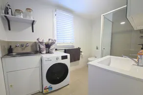 Abode On Market in the heart of Woolgoolga - Image 3