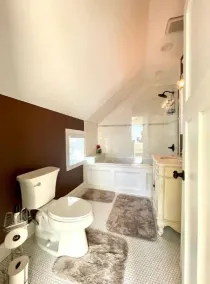 \"That Cute BNB\" 2-Bedroom home in prime location! - Image 5