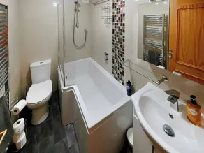 1 bedroom accommodation in Plockton - Image 2