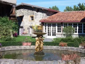 Gîte Idéalement Situé Pour Visiter le Département du Puy-de-dôme - Image 3