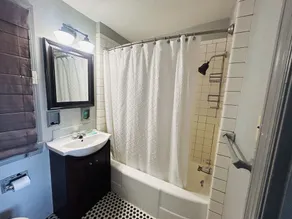 7 Gables Motel Burnside Near Somerset US 27 - Image 2