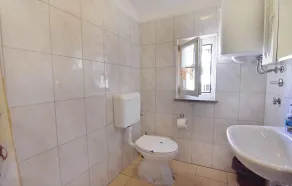 Holiday apartment with large terrace, sea view, near the beach - Image 2
