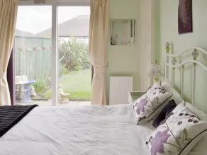 Rossall Beach Cottage - Image 4