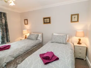 Hawthorne Cottage - Image 5