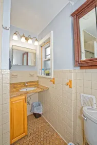 ✨Historic Full Amenities 2BR Apt @Downtown Albany - Image 2