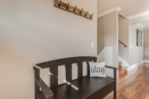 A Downtown Edmonds Kind of Stay! Spacious 4Bedroom+2.5Bath Close to Everything. - Image 2