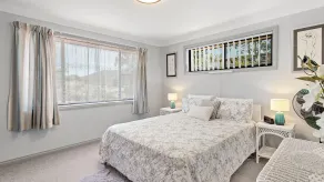 Duplex with views in a quiet area - Image 4