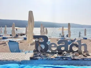 Maison de vacances entourée d'oliviers, avec piscine, à 700 mètres de la plage - Image 4