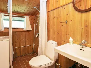 Vintage Holiday Home in Jutland near Child Friendly Beach - Image 2