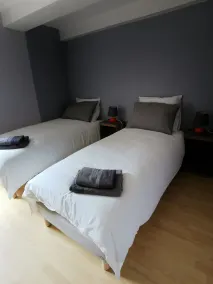 LARGE HOUSE TO SHARE WITH FRIENDS - Image 5