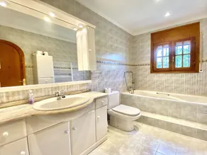 Leonore well equipped, pretty, ideal for families - Image 3