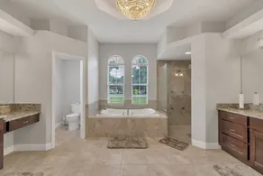 Everything you need in a home to enjoy Florida. - Image 2