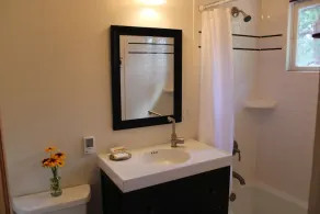 cozy North Evergreen cottage on 5 acres - Image 3