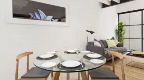 The Loft in historic Pyrmont - Image 5