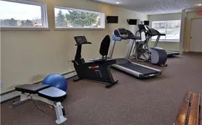 Cozy Getaway Near All the FUN! Harbor Springs/Petoskey - Image 3