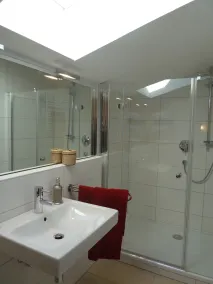 Schöne Ferienwohnung mit Exkl. Sauna und Garten - Image 3