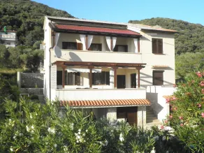 Two bedroom apartment with terrace and sea view Supetarska Draga - Donja, Rab (A-15423-a) - Image 4