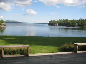 Waterfront Retreat am Lake Champlain - Image 4