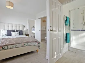 3 bedroom accommodation in Downderry - Image 3