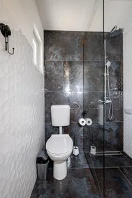 Apartmani Matea con piscina infinita - Image 2
