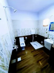 Galaxy Inn Guest House - Image 2