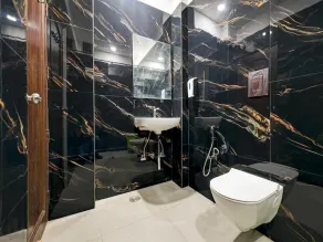 Hotel Legend International Near New Delhi Railway Station - Image 3