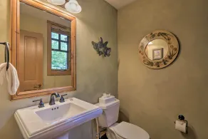 Union Creek 3 Bedroom Townhome #124C by RedAwning - Image 3