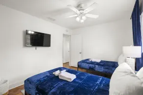 Chic and Central Condo - Palm Wave Says - Image 2