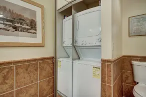 2BR Condo in Arrowhead Village - 5 Minute Walk to Chairlift, Mountain Views! condo - Image 4