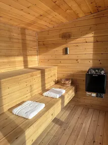 Beautiful 4 Season Cottage-Sauna,Canoe Kayaks,Paddleboard - Image 2