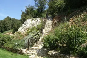 Elegant apartment only 1 hour from Rome - Image 4