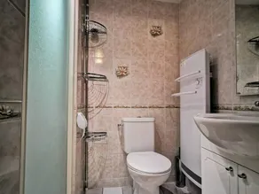 Charming Village House with Private Courtyard, Near Allier Gorges and Marquis de La Fayette's Birthplace - Image 2
