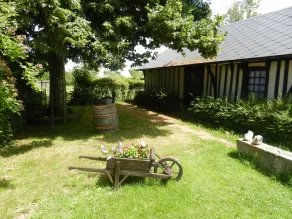 Gîte des 3 Vaches : cheminée, piscine et jacuzzi - Image 5