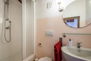Casa Vacanze 'Ocabianca' con Terrazza Privata, Wi-Fi e Aria Condizionata - Image 3