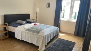 Appartamento-Superiore-Vasca per persone con mobilità limitata-Balcone - Image 3
