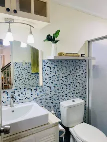 **Newly Renovated - 4BR AC, WIFI - Near Alabang - Image 2