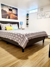 Cozy Apt Close To Manhattan with free parking - Image 5