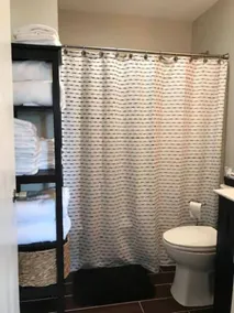 Modern 4 Bedroom 2 Bath Sleeps 10 Newly Renovated Whole House Rental - Image 5