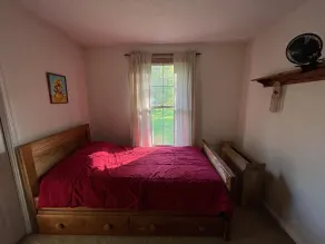 Cozy 3br cabin 5 minutes (1.5 miles) from Okemo Mountain Base - Image 4