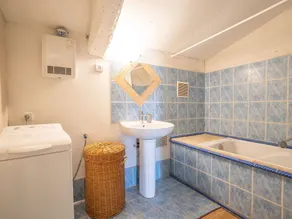 Stunning private villa for 6 guests with WIFI, pool, TV, patio and pets allowed - Image 2