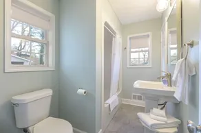 4BR Ranch • 1 Mile to Downtown Cartersville - Image 4