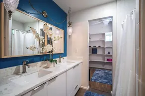 Midcentury Masterpiece - Image 4